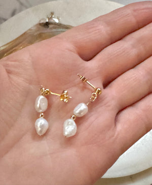 Calista Pearl Earrings - Deluxur