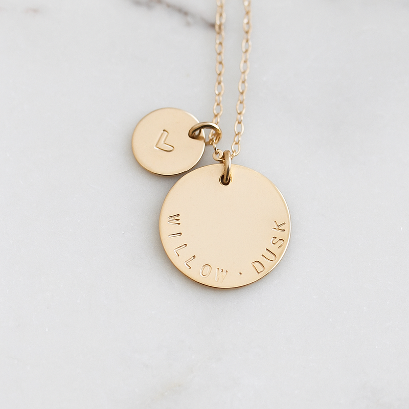Family Personalised Discs Necklace-Deluxur