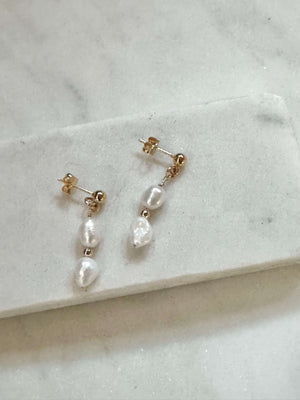 Calista Pearl Earrings - Deluxur