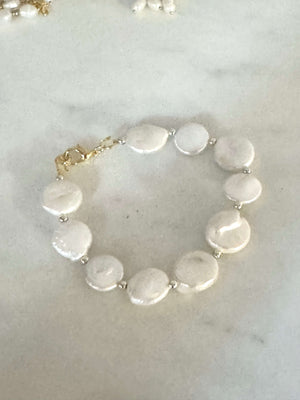 Coin Pearls Bracelet - Deluxur