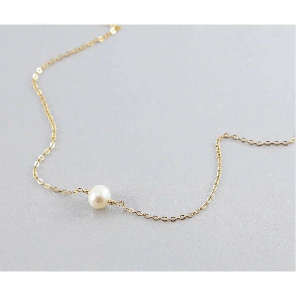 Claire Pearl Choker Necklace - Deluxur