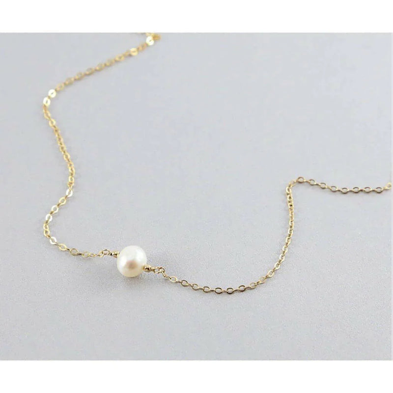 Claire Pearl Choker Necklace - Deluxur