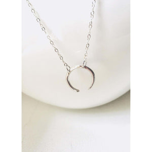 Crescent Moon Necklace - Deluxur