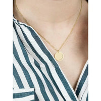 Kylie Curved Name Necklace-Deluxur