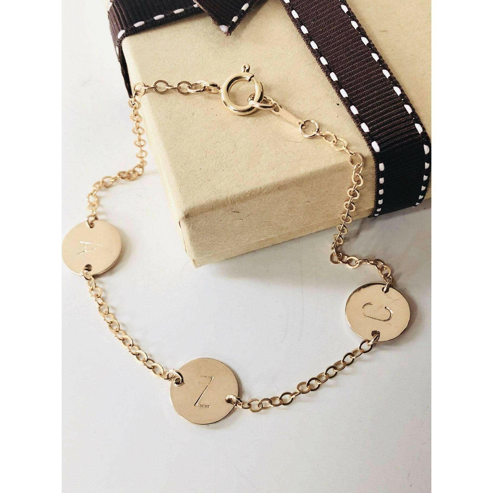 Lily Link Initial Bracelet-Deluxur