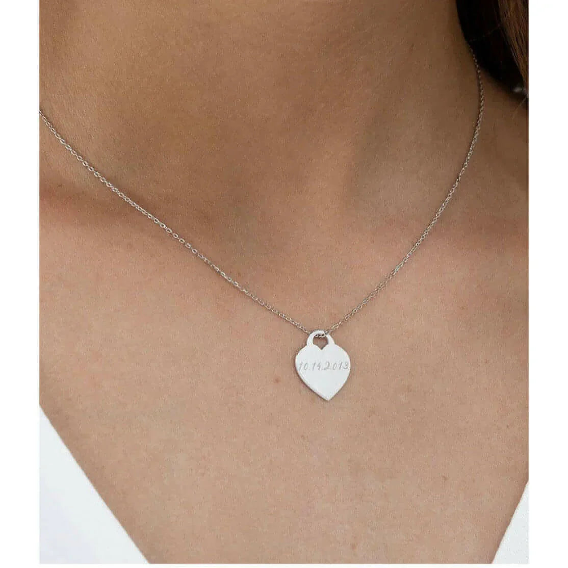 Mary Initial Heart Necklace-Deluxur