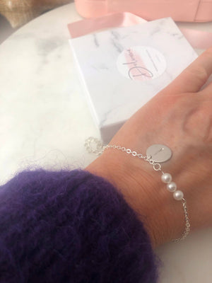 Personalised Pearl Bracelet-Deluxur